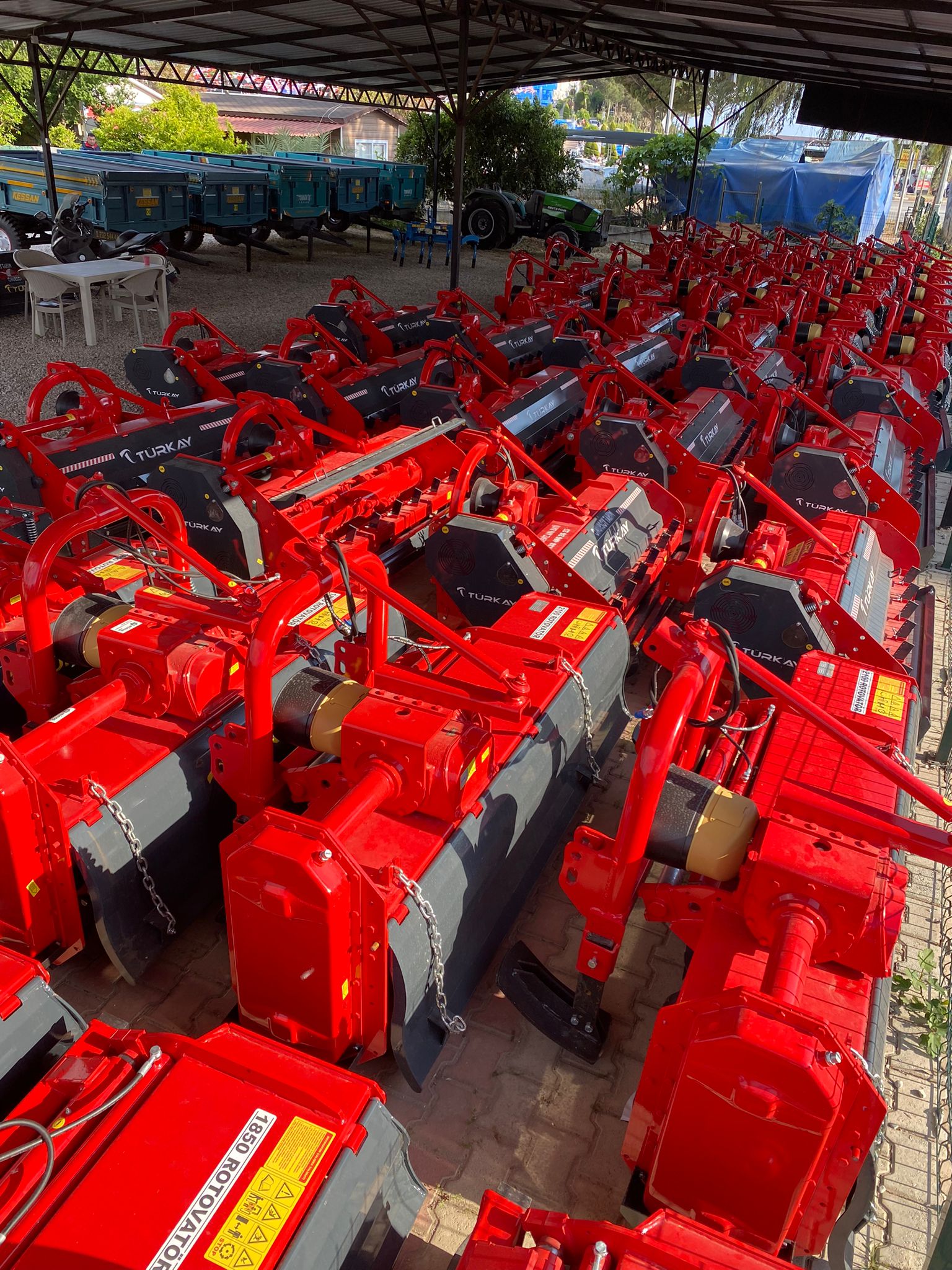 TÜRKAY 1850 DEĞİŞKEN DEVİRLİ HİDROLİK KAYDIRMALI ROTOVATOR